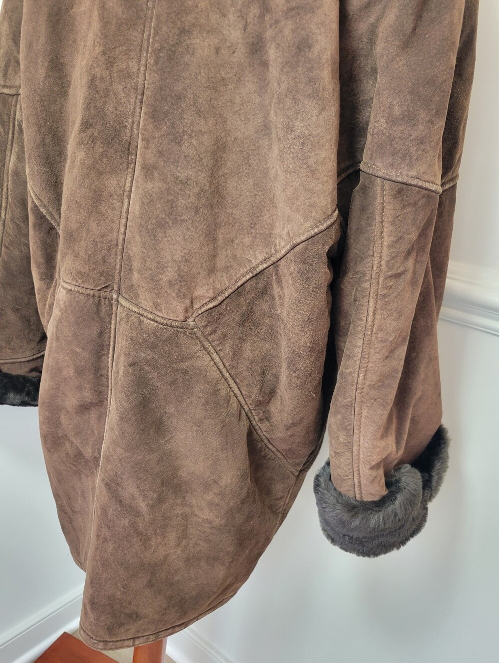 Vintage The Flight Club Brown Suede Faux Fur Oversized Statement Coat M - Picture 7 of 15